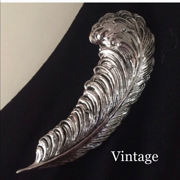 Vintage Jewelry - Vintage Art Nouveau Silver-Tone Feather Pin